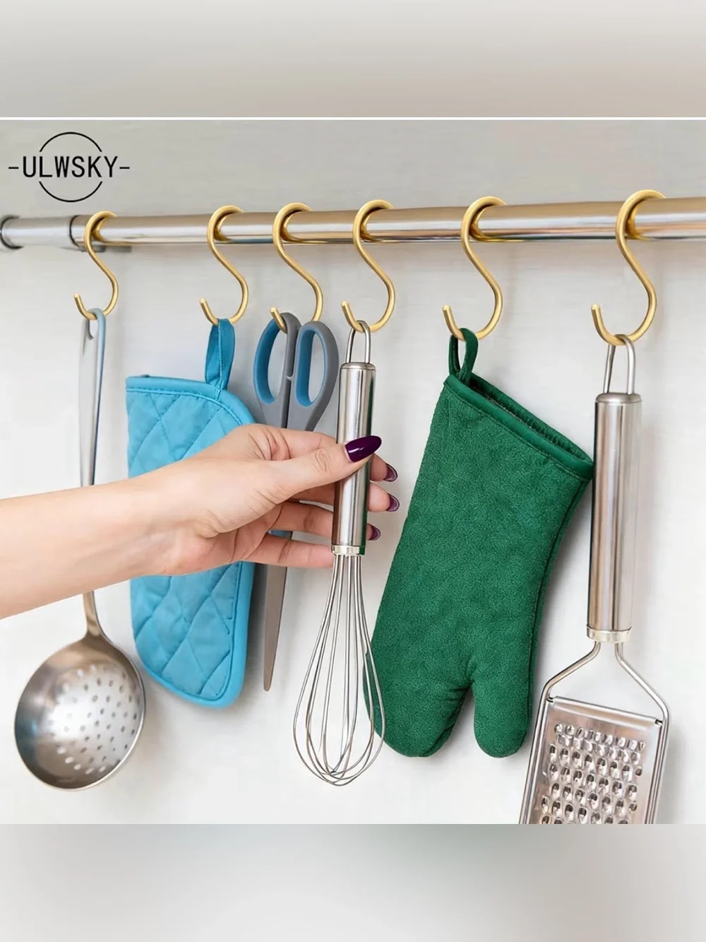 Pack of 30 Gold S-Shaped Metal Hooks
